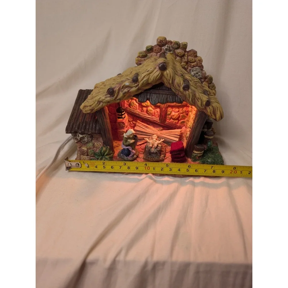 Nativity Lighted With Mary And Baby Jesus With Cord And Bulb With Foam Christmas